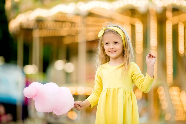 Blond Little Girl Cotton Candy — Stock Photo, Image