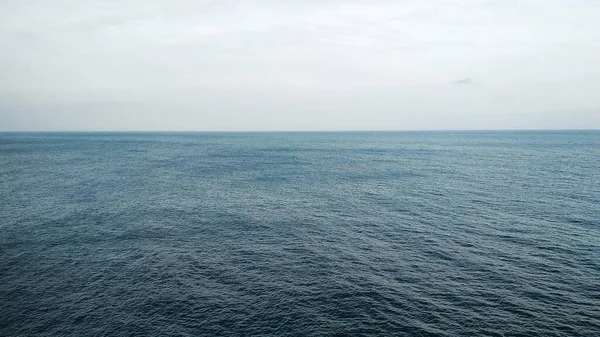 Denizin sonsuz maviliği