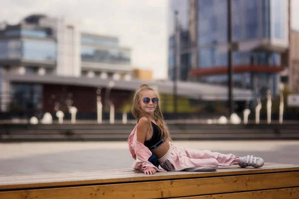 Niña Breakdance Deporte Niña Ropa Deportiva Moda Haciendo Ejercicio Fitness — Foto de Stock