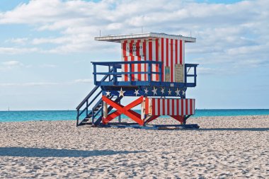 Miami Beach, Florida, ABD 'de cankurtaran kulübesi.