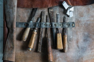 Florence - 05 / 18 / 2018: heykel aletli deri çanta