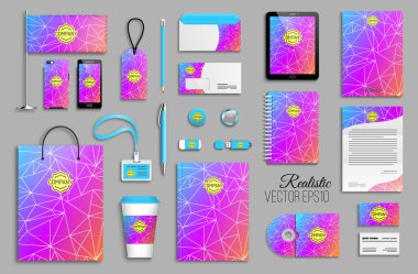 Kurumsal kimlik şablonu arka planda Neon renk soyut geometrik şekiller ile ayarlayın. Logotype ile iş Kırtasiye mock-up. Yaratıcı trendy marka tasarımı