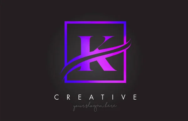 K lila violette Buchstaben Logo-Design mit quadratischer Swoosh-Borte und — Stockvektor