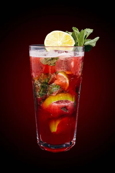 Limonlu Çilekli Mojito.