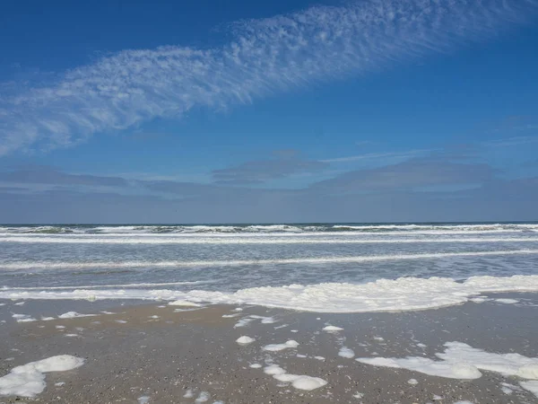 Kuzey denizindeki juist adası.