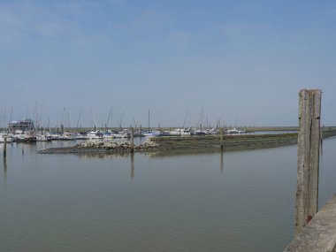 Kuzey denizindeki juist adası.