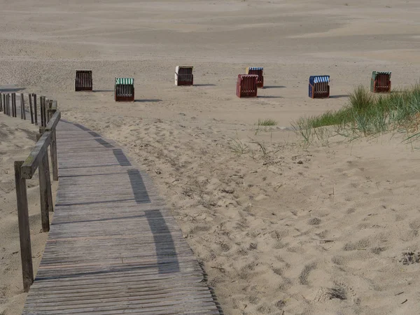 Kuzey denizindeki juist adası.