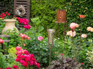 Bir Alman bahçesinde yaz mevsimi