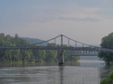 Tuna Nehri üzerinde bir nehir gezisi