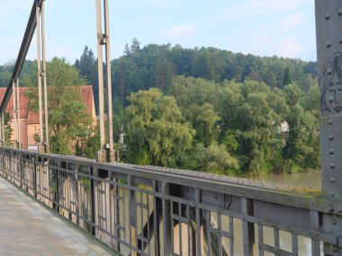 Tuna Nehri üzerinde bir nehir gezisi