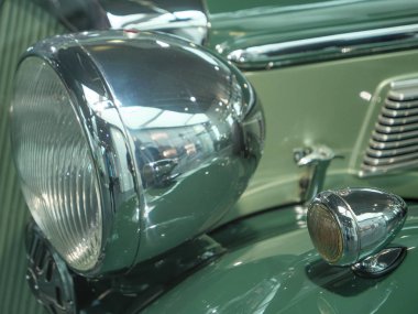 Tuna Nehri üzerinde bir nehir gezisi