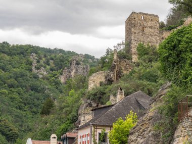 Duernstein ve tuna Vadisi