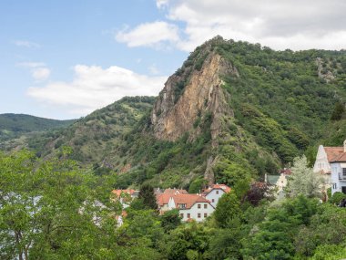 Duernstein ve tuna Vadisi