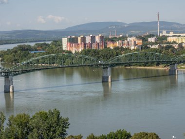 Estergon, Tuna Nehri