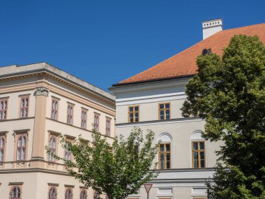 Estergon, Tuna Nehri