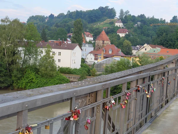 Tuna Nehri üzerinde bir nehir gezisi