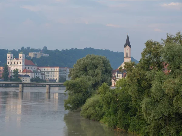 Tuna Nehri üzerinde bir nehir gezisi