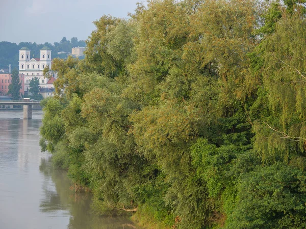 Eine Flusskreuzfahrt Auf Der Donau — Stockfoto