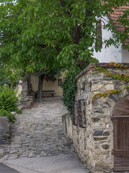 Duernstein ve tuna Vadisi