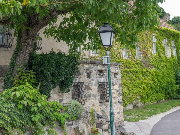 Duernstein ve tuna Vadisi