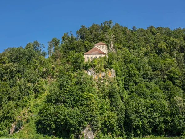 Duernstein ve tuna Vadisi