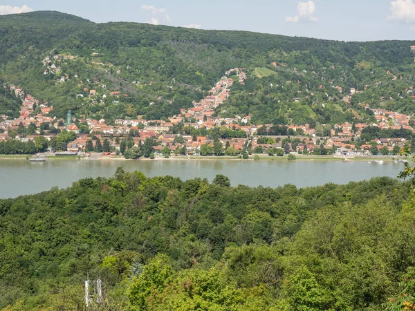 Estergon ve Tuna Nehri, szentendere