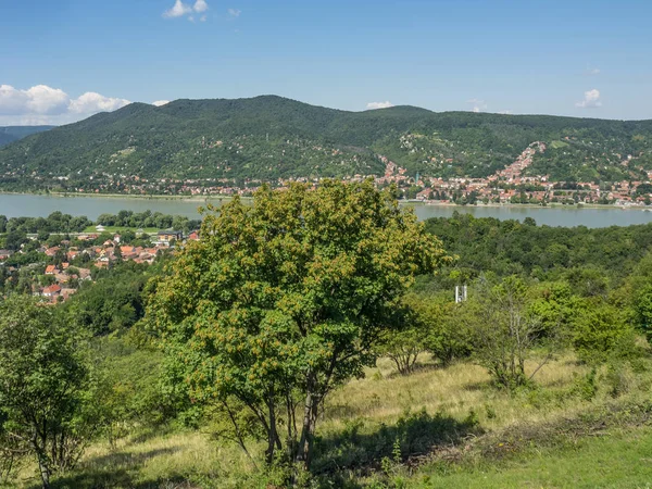 Estergon ve Tuna Nehri, szentendere