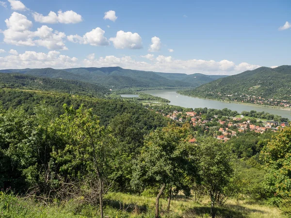Estergon ve Tuna Nehri, szentendere