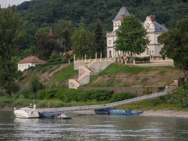 Βουδαπέστη Και Μια Κρουαζιέρα Στον Ποταμό Δούναβη — Φωτογραφία Αρχείου