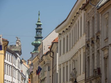 Bratislava ve nehir Tuna