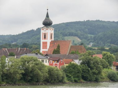 Manastır melk ve tuna Vadisi