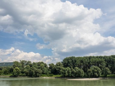 Bratislava ve Tuna Nehri, Slovakya