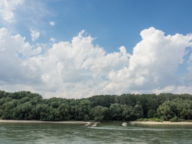 Bratislava ve Tuna Nehri, Slovakya