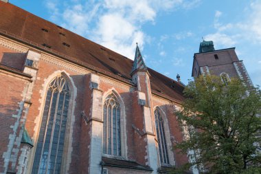 Tuna Nehri üzerinde bir nehir gezisi