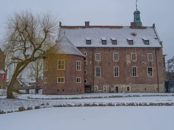 Winterzeit Auf Einer Deutschen Burg — Stockfoto