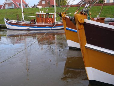 Alman deniz kıyısındaki küçük bir köy.