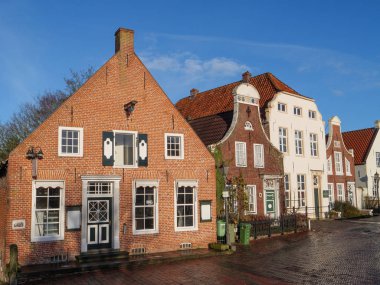 Alman deniz kıyısındaki küçük bir köy.