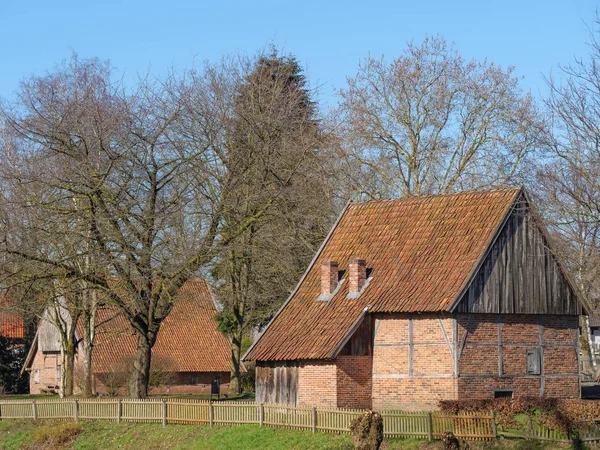 Gamla Hus Vid Liten Flod Tyskland — Stockfoto