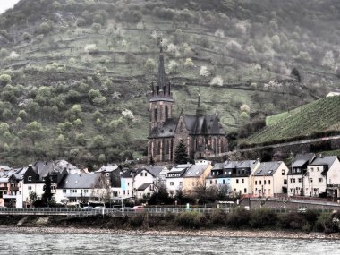Almanya 'da Ren Nehri üzerinde nehir gezisi