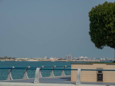 Abu Dabi emirates içinde