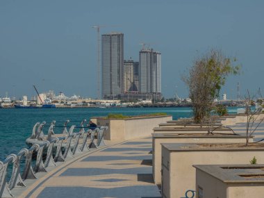 Abu Dabi emirates içinde