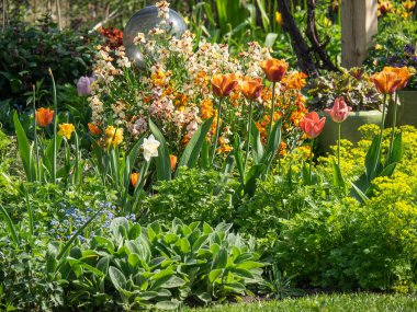 Alman bahçesinde bahar geldi.