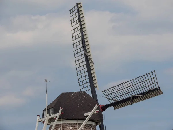 オランダの小さな町ウルフト — ストック写真