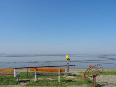 Almanya'da nehir ems de ditzum köyü