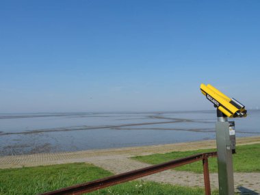 Almanya'da nehir ems de ditzum köyü