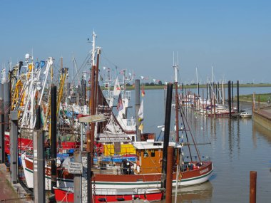 Almanya'da nehir ems de ditzum köyü