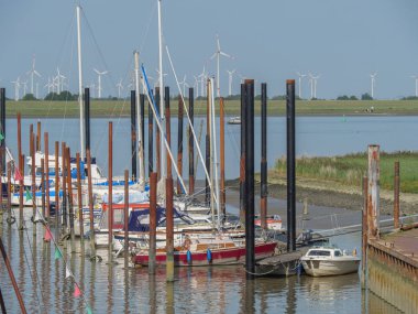 Almanya'da nehir ems de ditzum köyü