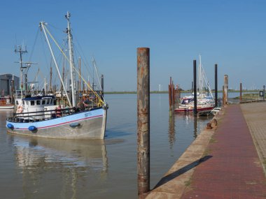 Almanya'da nehir ems de ditzum köyü