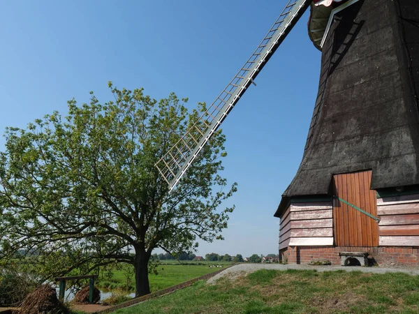 Byn Ditzum Vid Floden Ems Tyskland — Stockfoto