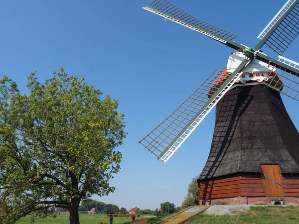 Byn Ditzum Vid Floden Ems Tyskland — Stockfoto